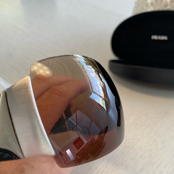 Prada Sunglasses - Picture 5 of 13